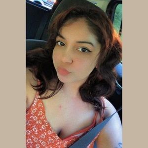 Meet your Posher, Itzel